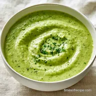 Cream of Zucchini Soup in 25 Minutes