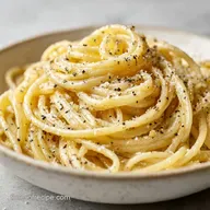 Creamy Garlic Pasta in 20 Minutes