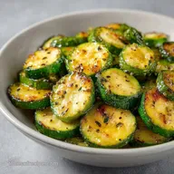Salt Pepper Zucchini in 20 Minutes