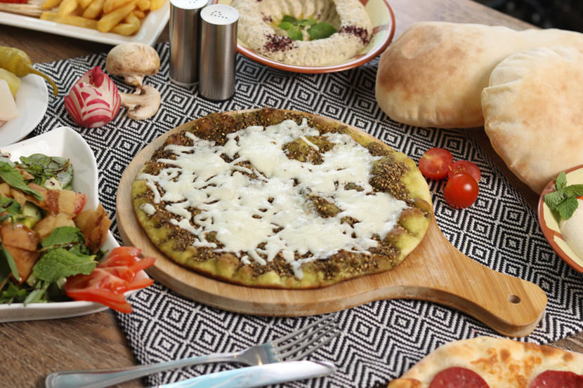 مناقيش